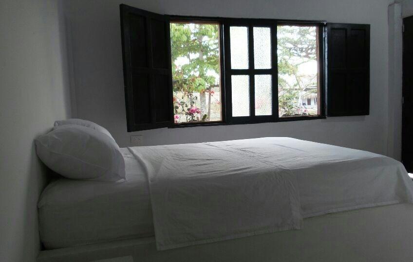 Palomino Breeze Hostal Eksteriør billede